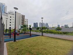 1953 (D8), Condominium #592827761